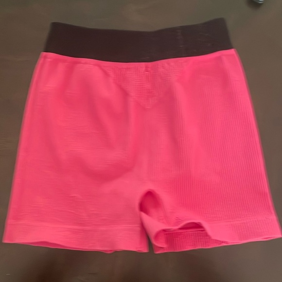 FP Movement Happiness Runs Prajna Shorts (waist 25” length 13”inseam 3.5”) - Picture 2 of 5